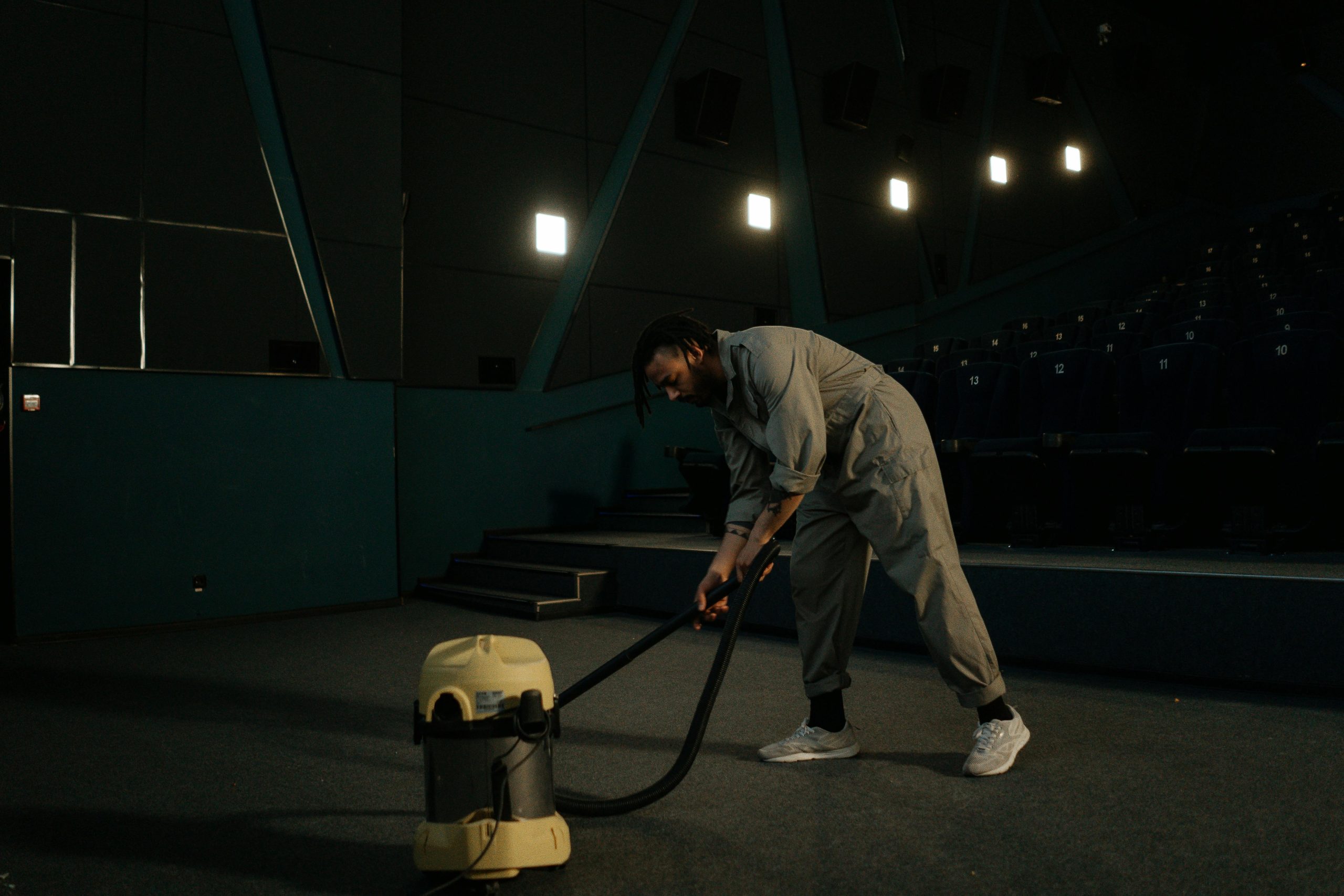 Schoonmaakdiensten voor Theaters & Bioscopen